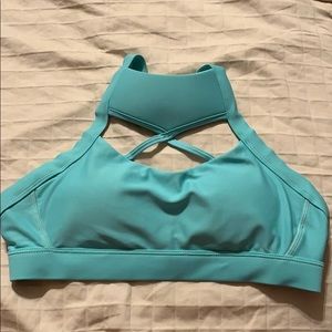 Chestee Barbella collab sports bra-crossfit